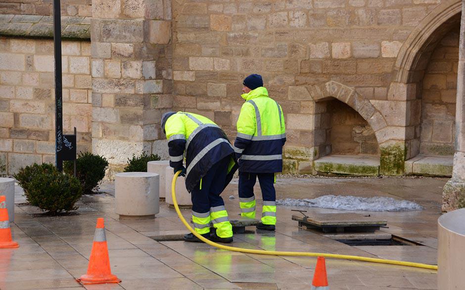 faire pour déboucher des toilettes Neuilly-sur-Seine